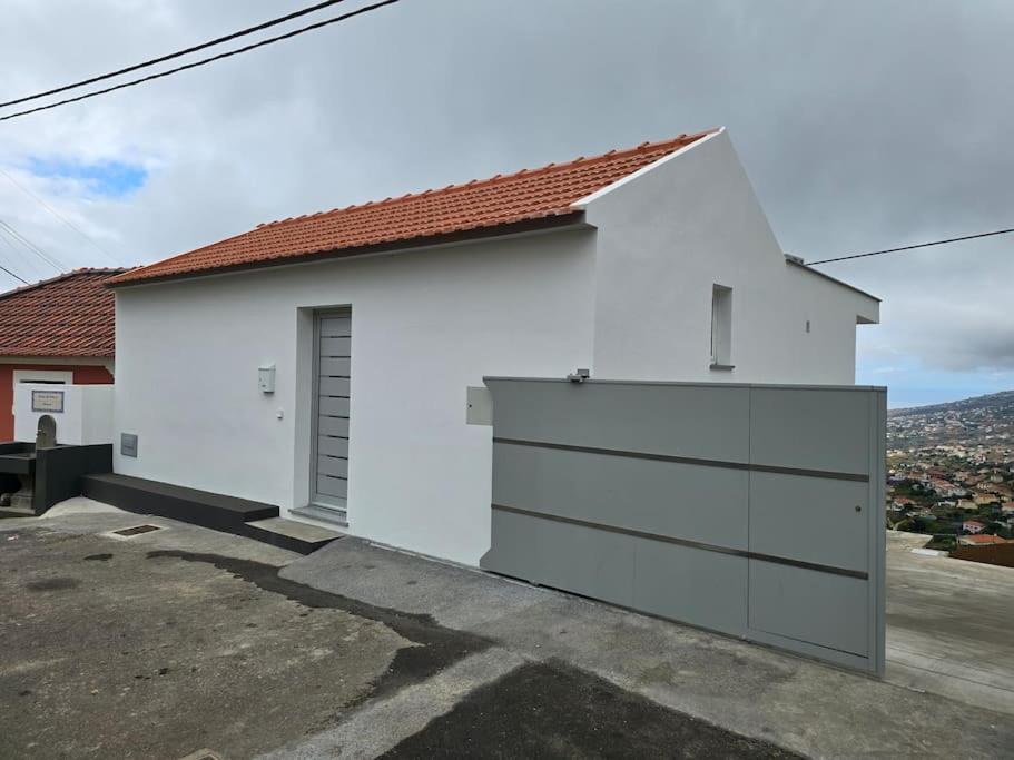 Brand New Private Modern Apartment With Patio And Sea View Calheta  Esterno foto