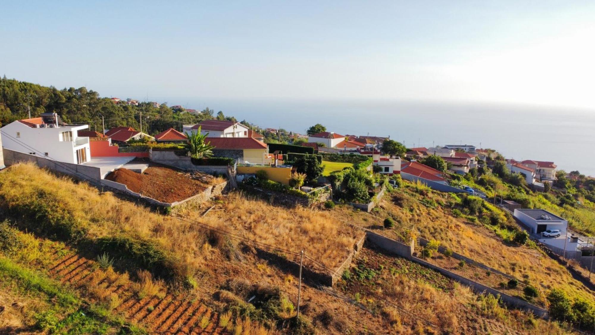 Brand New Private Modern Apartment With Patio And Sea View Calheta  Esterno foto