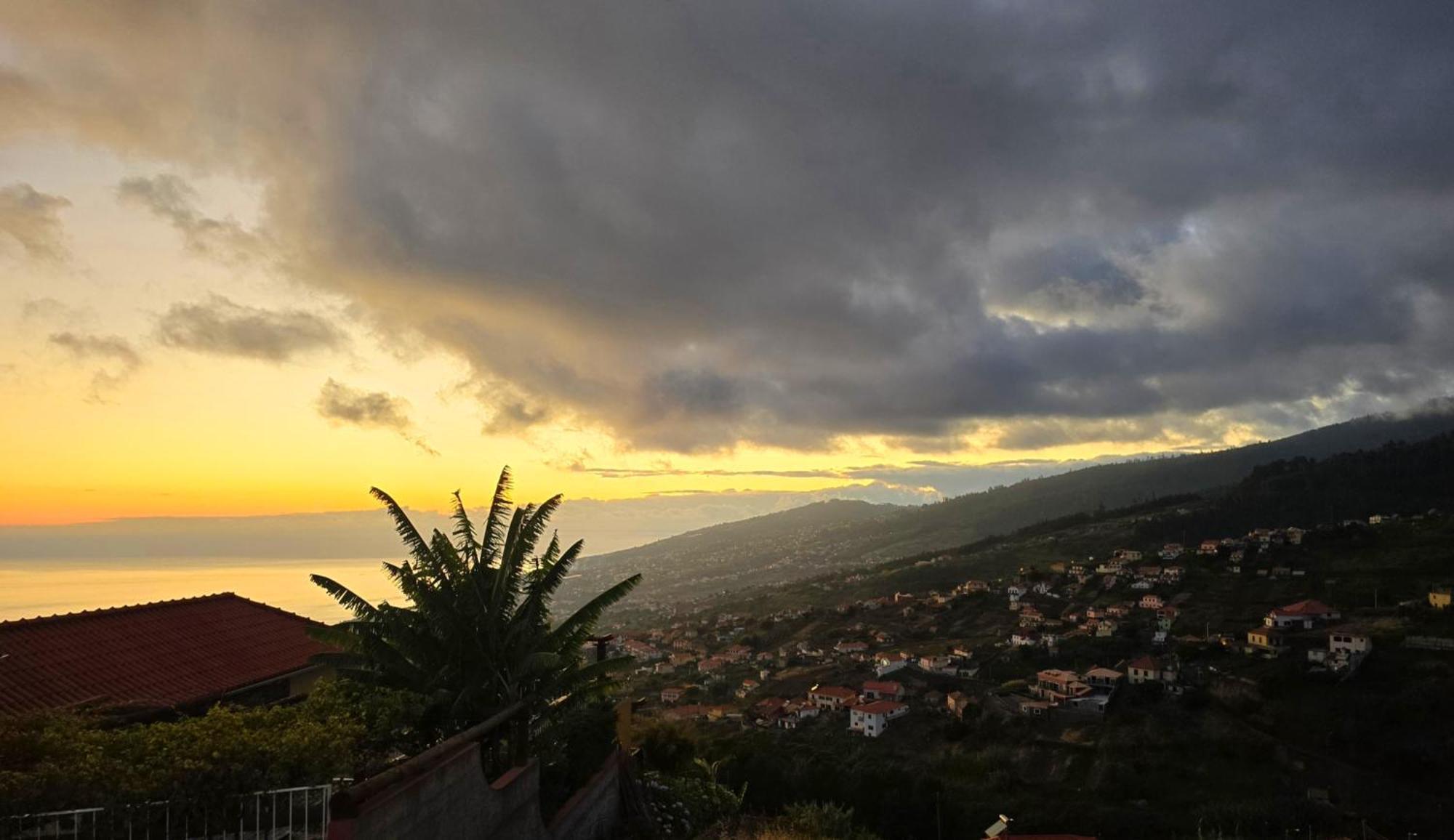 Brand New Private Modern Apartment With Patio And Sea View Calheta  Esterno foto