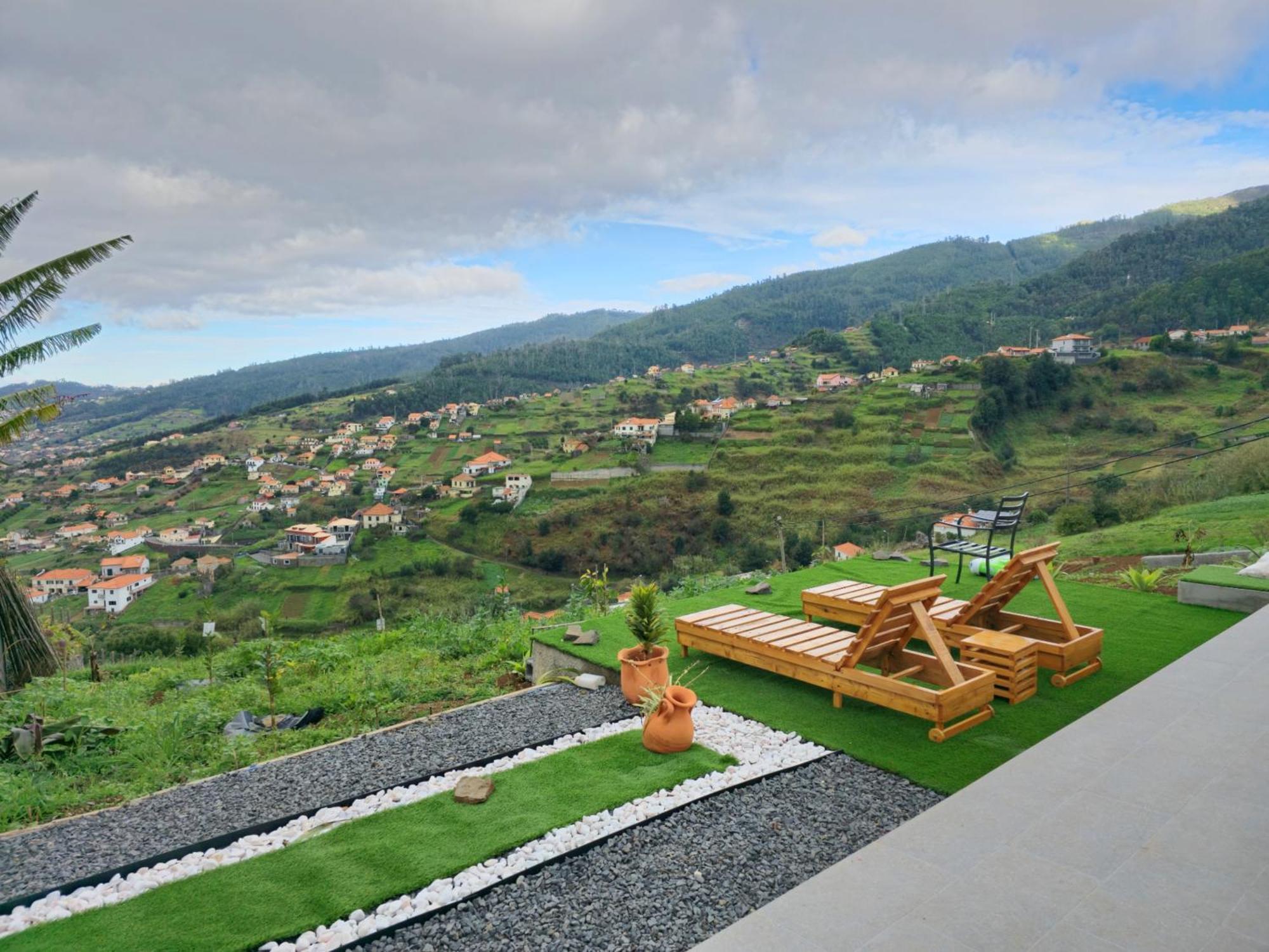 Brand New Private Modern Apartment With Patio And Sea View Calheta  Esterno foto