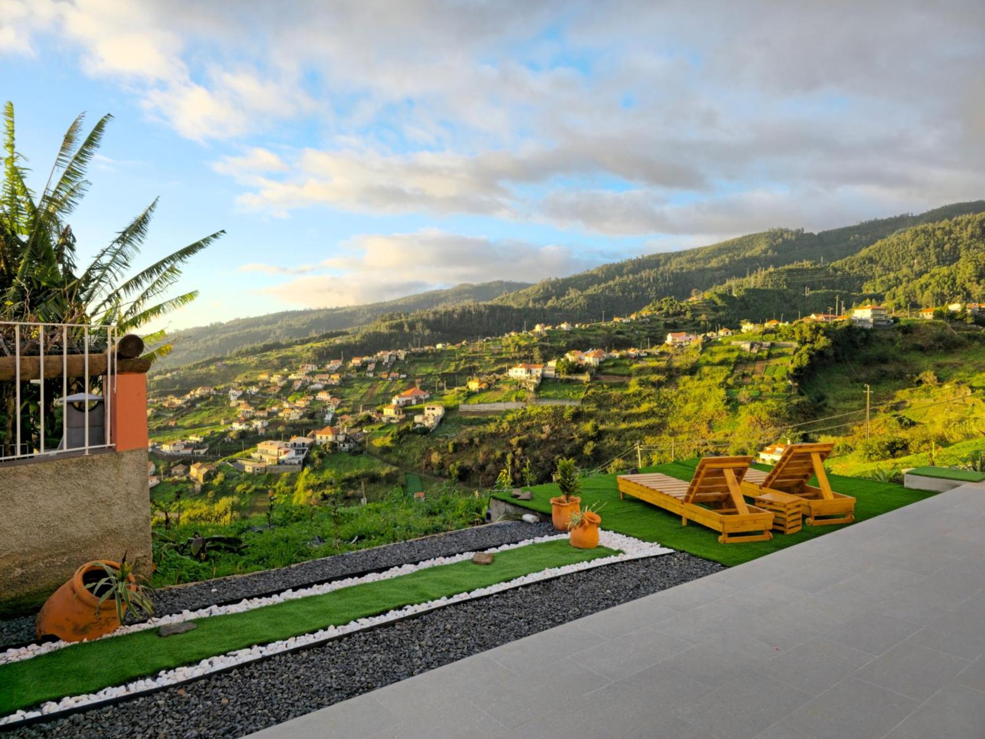 Brand New Private Modern Apartment With Patio And Sea View Calheta  Esterno foto